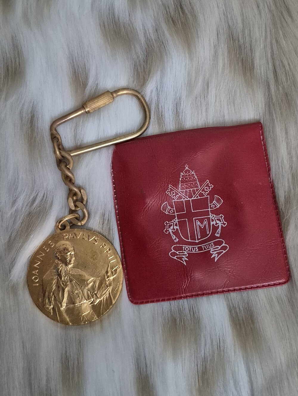 Vintage Gold-Tone Religious Medal Keychain with Red Pouch